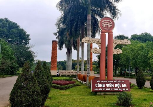There is a ‘Hoi town’ in the heart of Thanh land!