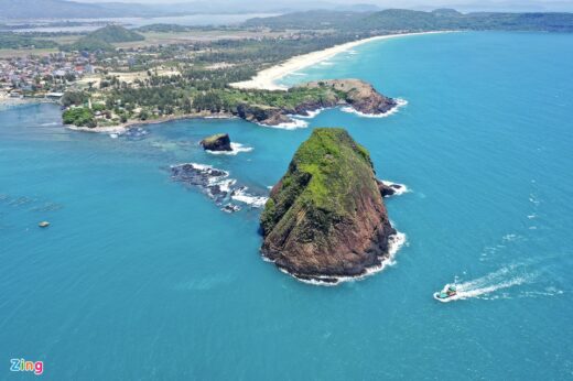 Hon Yen Island, outstanding natural scenery in Phu Yen