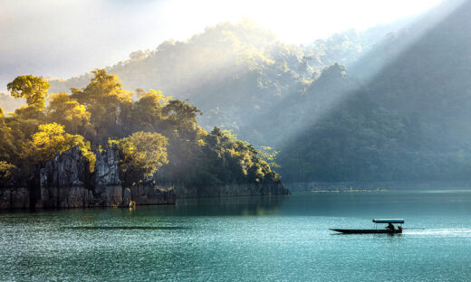 Natural splendor gets intense at Na Hang lake