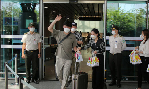 Da Nang offers South Korean tourists free Covid tests en route home