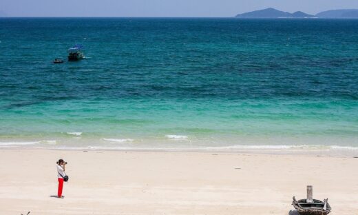 Vietnam tourist island to ban single-use plastics