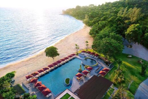 The resort is known as the only “Symphony of the forest and the sea” in Phu Quoc, full of enchantment