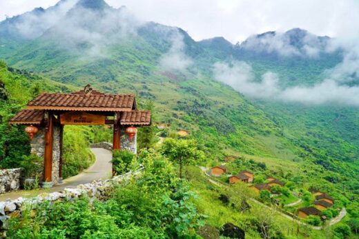 A “unique” resort with quaint-shaped houses in Ha Giang