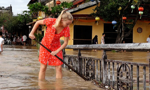 French tourists join Hoi An cleanup after Storm Noru