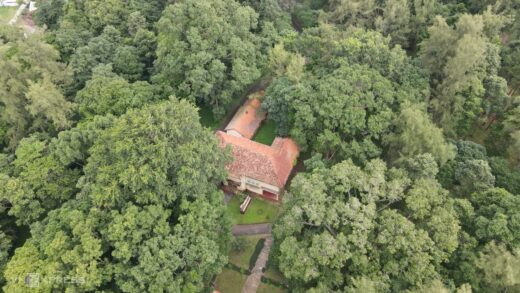 Many abandoned French villas in Dong Nai