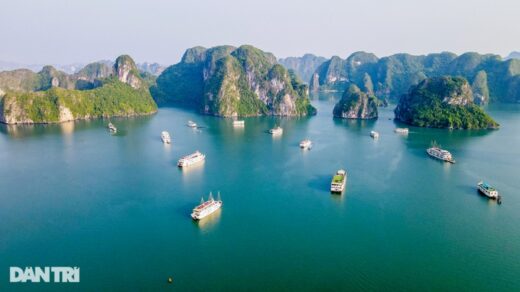 Experience the night, catch the dawn on a cruise in Ha Long Bay