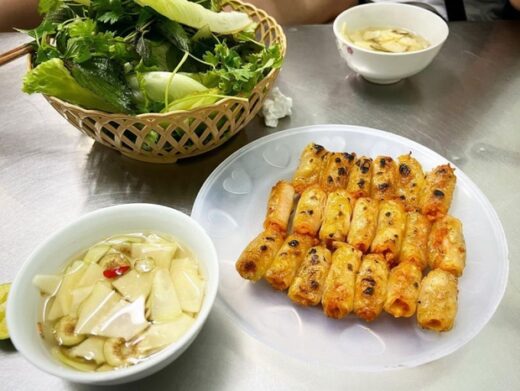 Fascinated by the crunchy aroma of shrimp specialties – an irresistible delicacy in Thanh