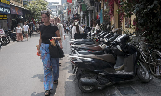 Foreign tourists find Hanoi streets too dangerous to walk