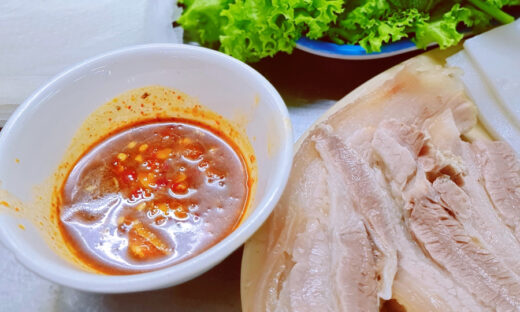 Da Nang eatery serves pork rolls with big flavor