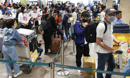 Airlines instructed to increase flights from Hanoi, HCMC during upcoming holidays