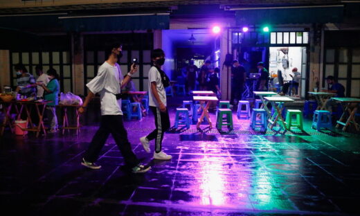 48 Chinese tourists arrested in Thailand pub drug bust