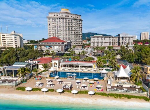10 ‘top hotels in Vietnam’ 2023