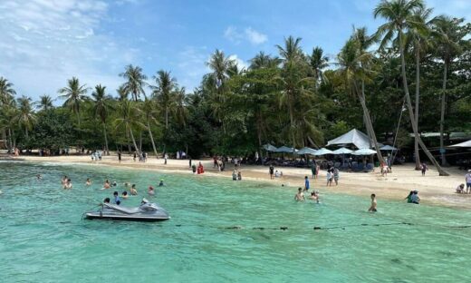 Phu Quoc seeks solutions to lure back tourists