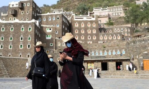 Saudi Arabia considers granting e-visas to Vietnamese tourists