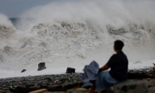 Vietnamese carriers cancel flights to Taiwan due to typhoon Koinu