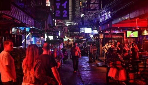 Thailand to allow bars in tourist precincts to open until 4 am
