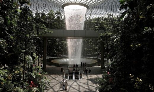 Singapore's Changi Airport allows air passengers to offset carbon emissions